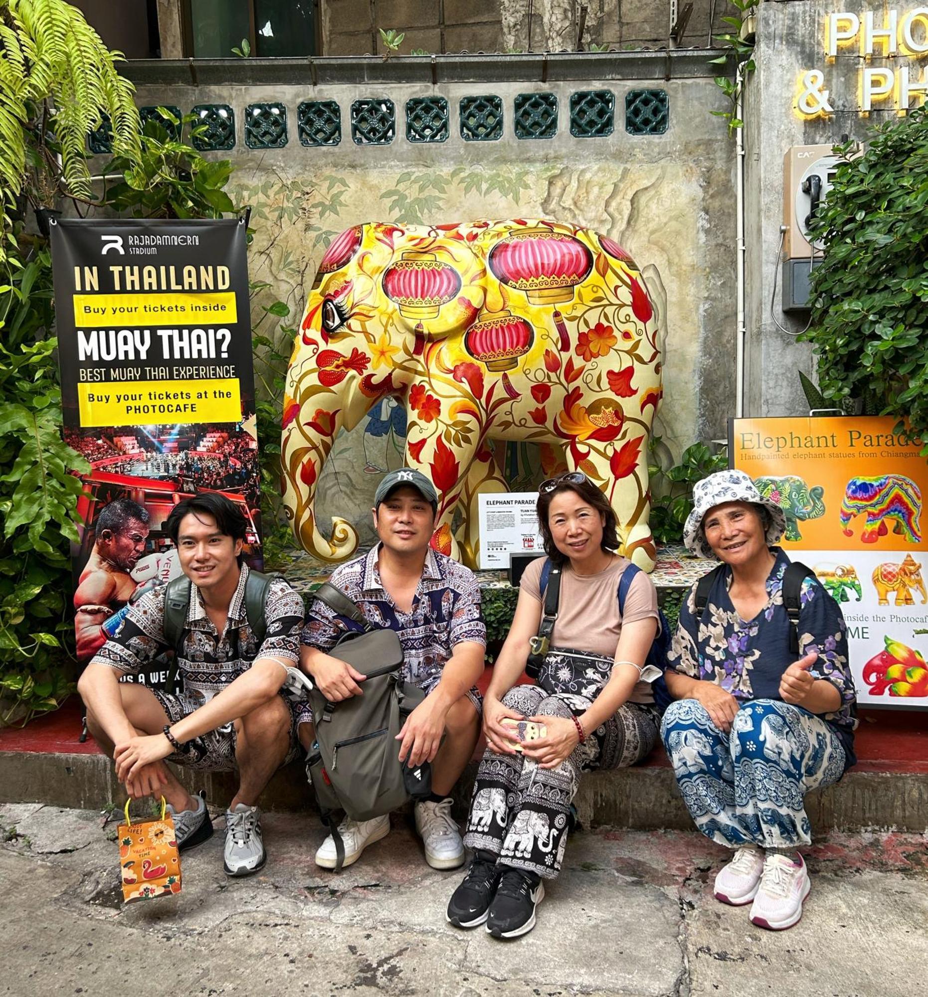 Photohostel Bangkok Ngoại thất bức ảnh